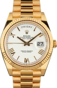 Rolex Day-Date 40 ref 228238 White Roman Dial