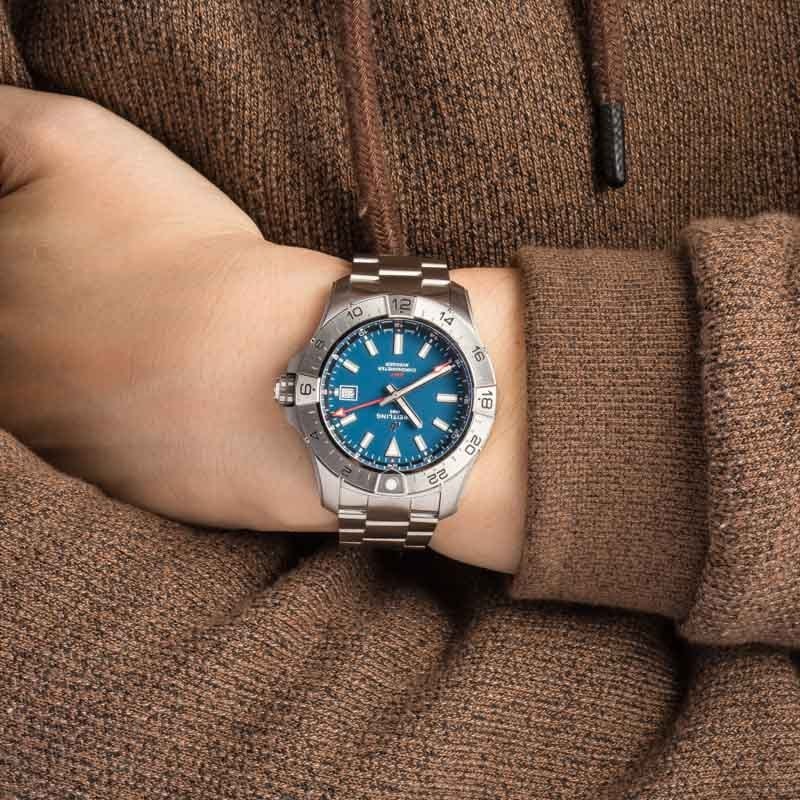 Breitling Avenger Automatic GMT 44 Blue Dial