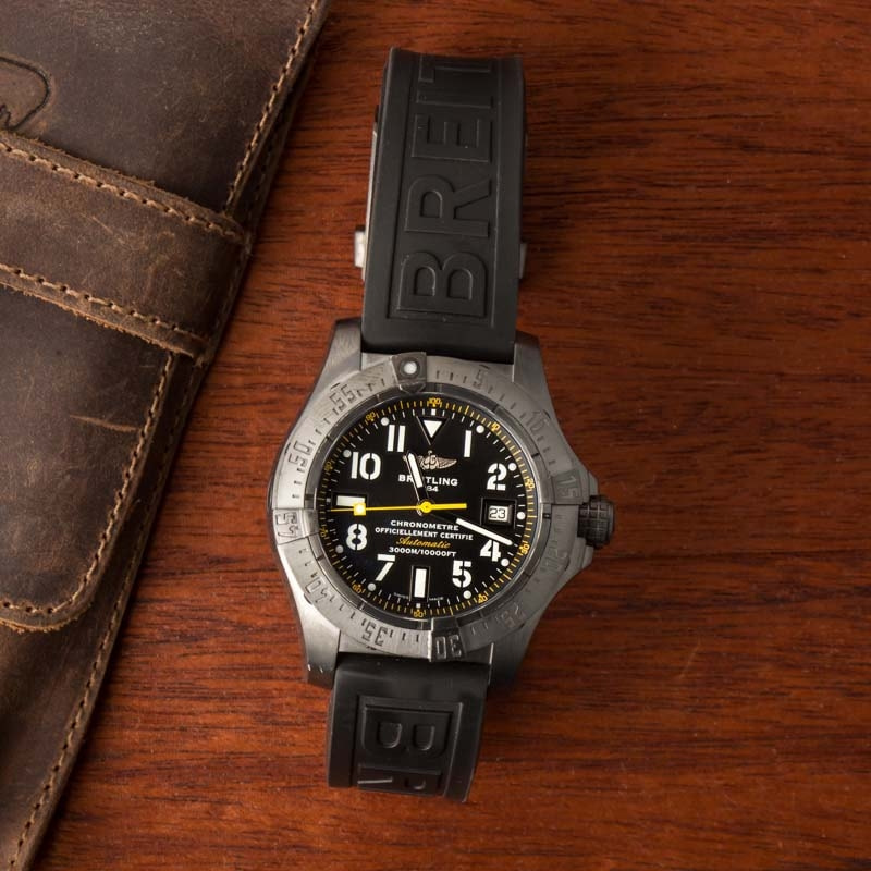 Breitling Avenger Seawolf Blacksteel