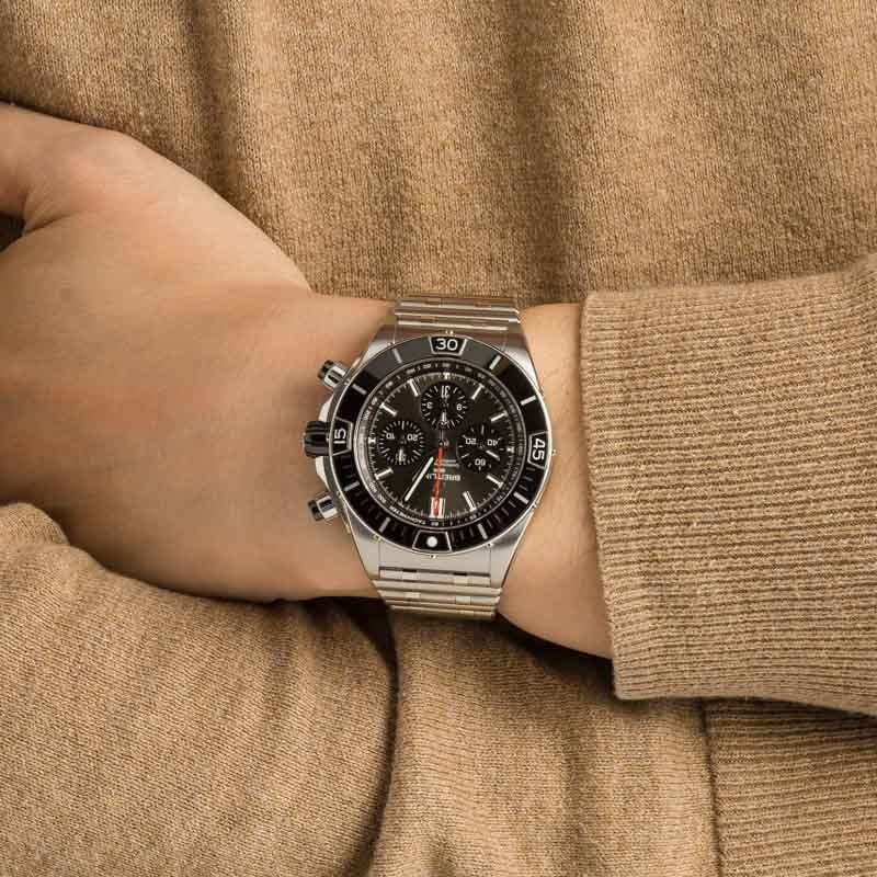 Pre-owned Breitling Super Chronomat B01 Steel