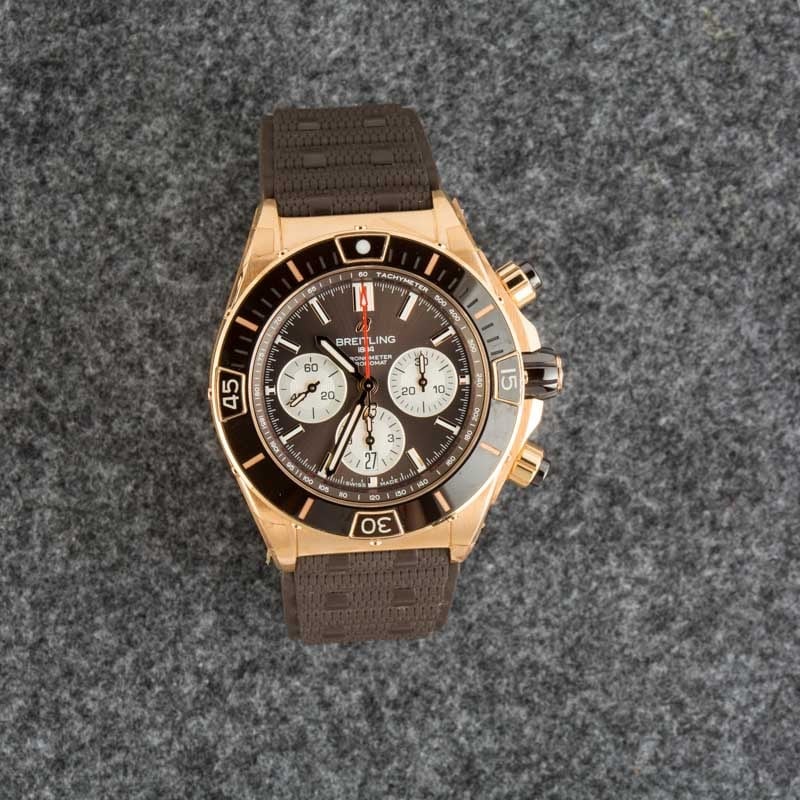 Breitling Super Chronomat B01 44 18k Red Gold