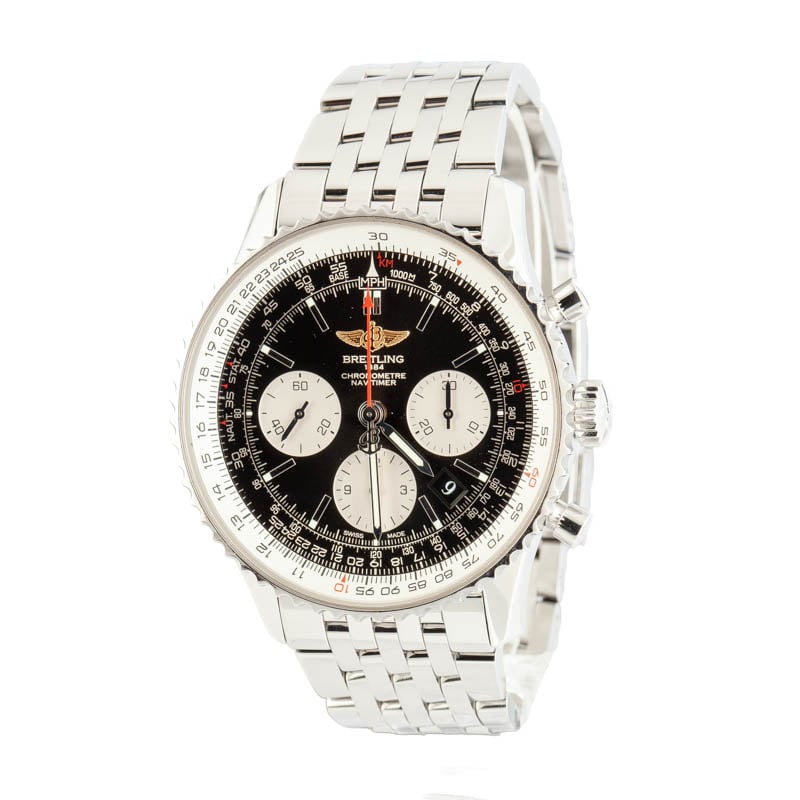 Pre-Owned Breitling Navitimer 01