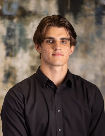 Alex S. Alex S.