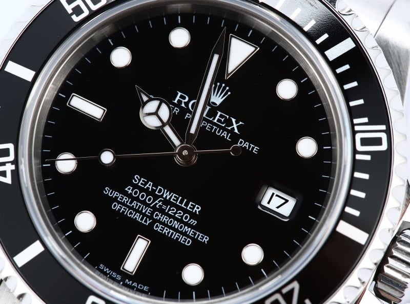 Rolex Sea-Dweller 16660 Dive Watch