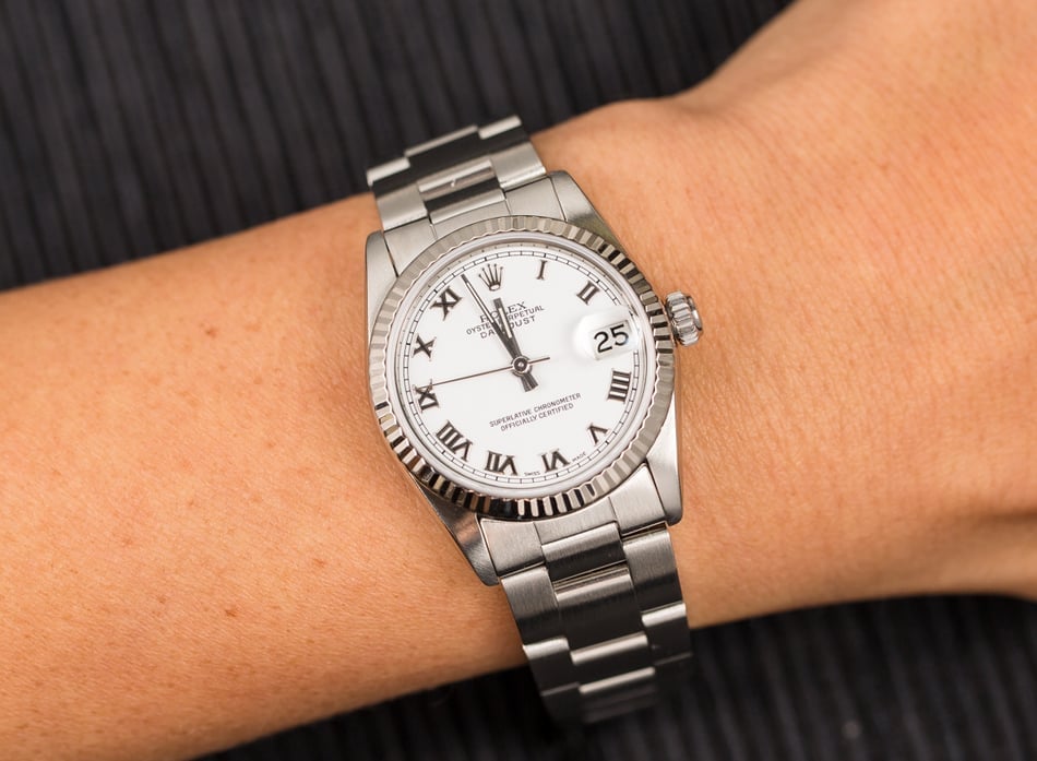 Mid-size Rolex Datejust 68274 White Roman Oyster