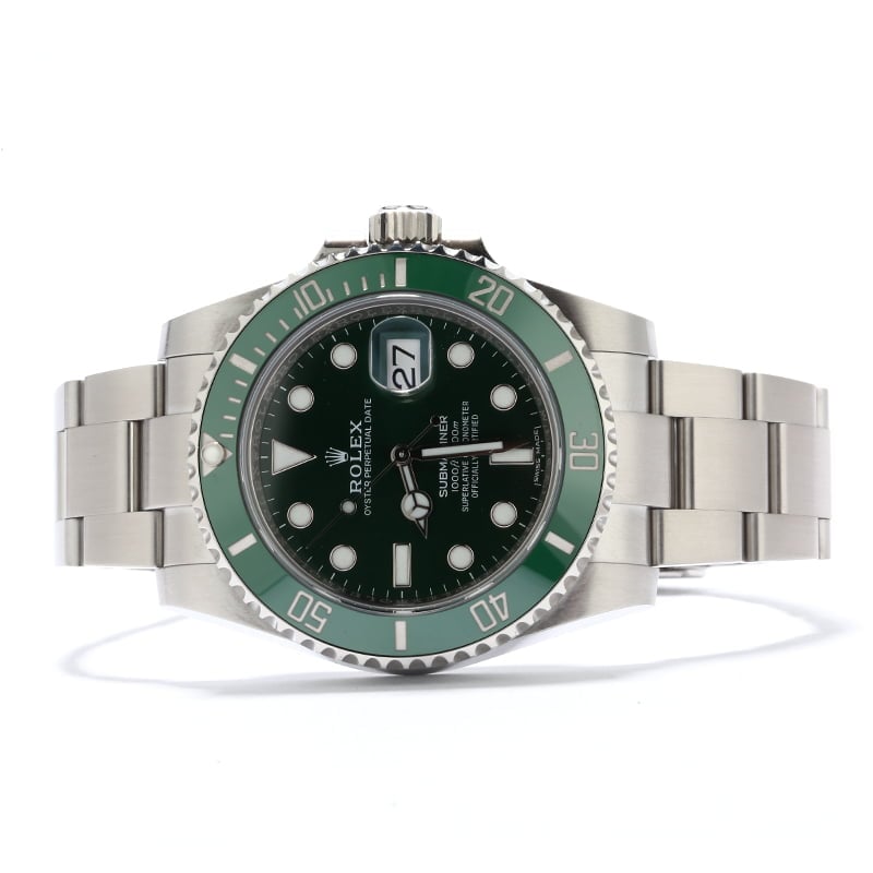 PreOwned Rolex Submariner 116610LV Green 'Hulk' Bezel