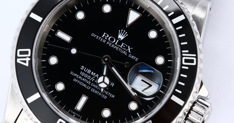 Rolex Submariner 16610 Black Diving Bezel