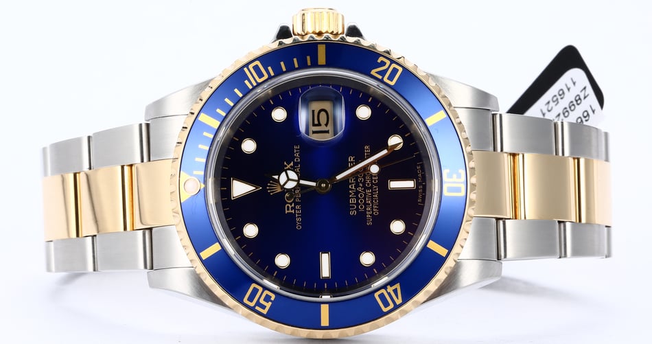 Rolex Submariner Blue 16613T Gold-Thru Clasp