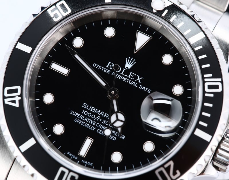 Rolex Oyster Perpetual Submariner 16610 No Holes