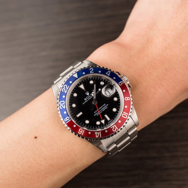 PreOwned Rolex GMT-Master 16700 'Pepsi' Insert