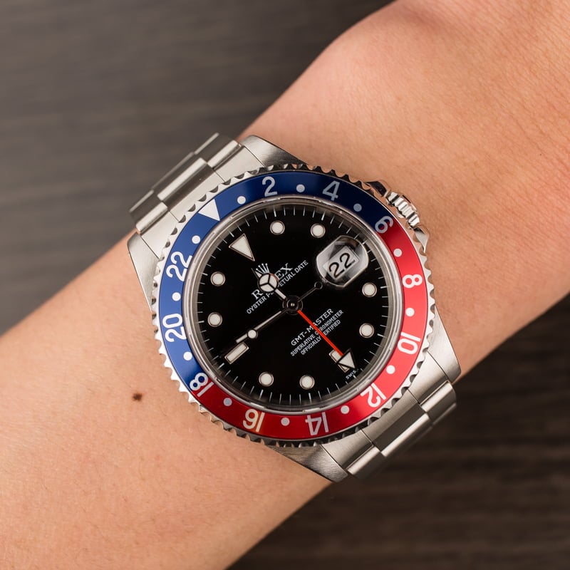 Pre-Owned Rolex GMT-Master 16700 'Pepsi' Insert