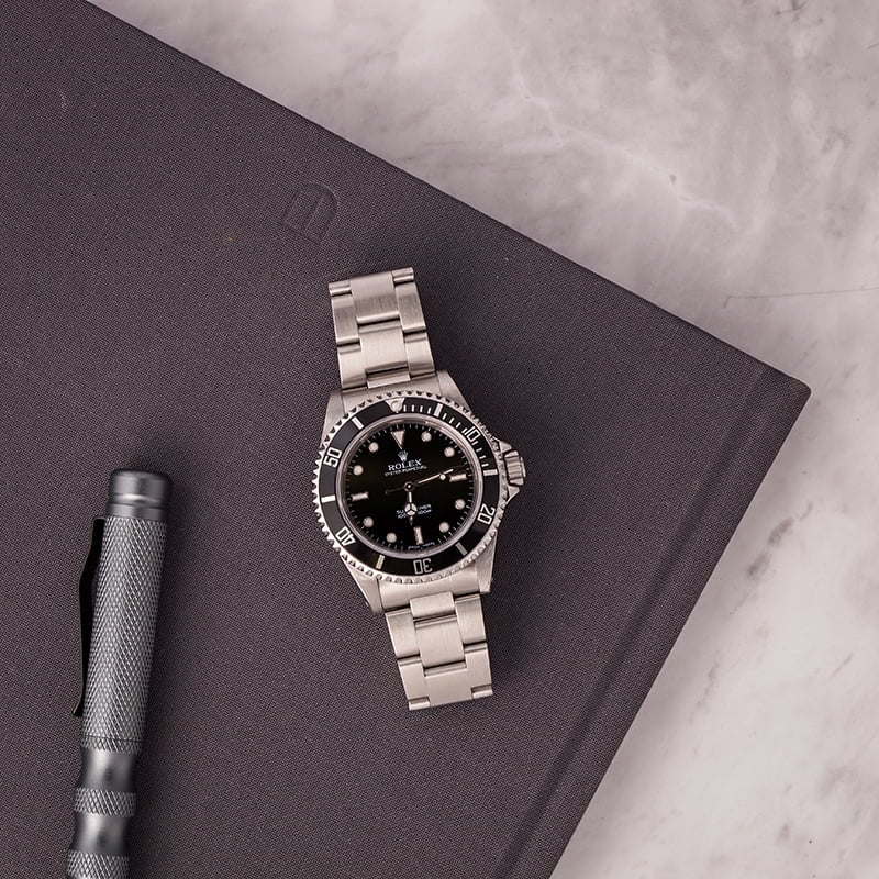 Pre Owned Rolex Submariner 14060M Black Steel Bezel