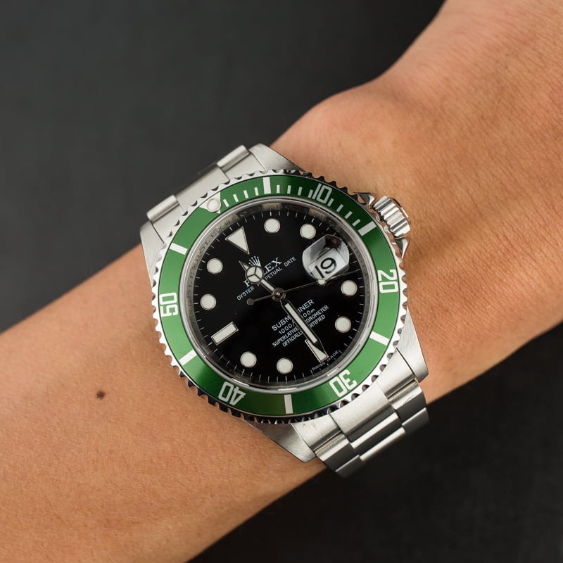 Rolex Submariner 16610V Serial Engraved 'Kermit'