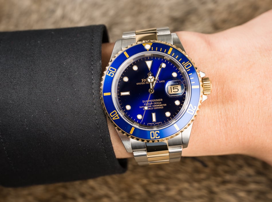 Rolex Submariner Blue 16613T Gold-Thru Clasp