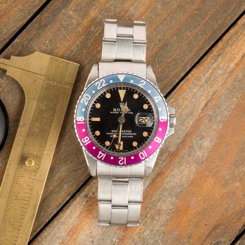 Vintage Rolex GMT-Master 1675 Fuchsia