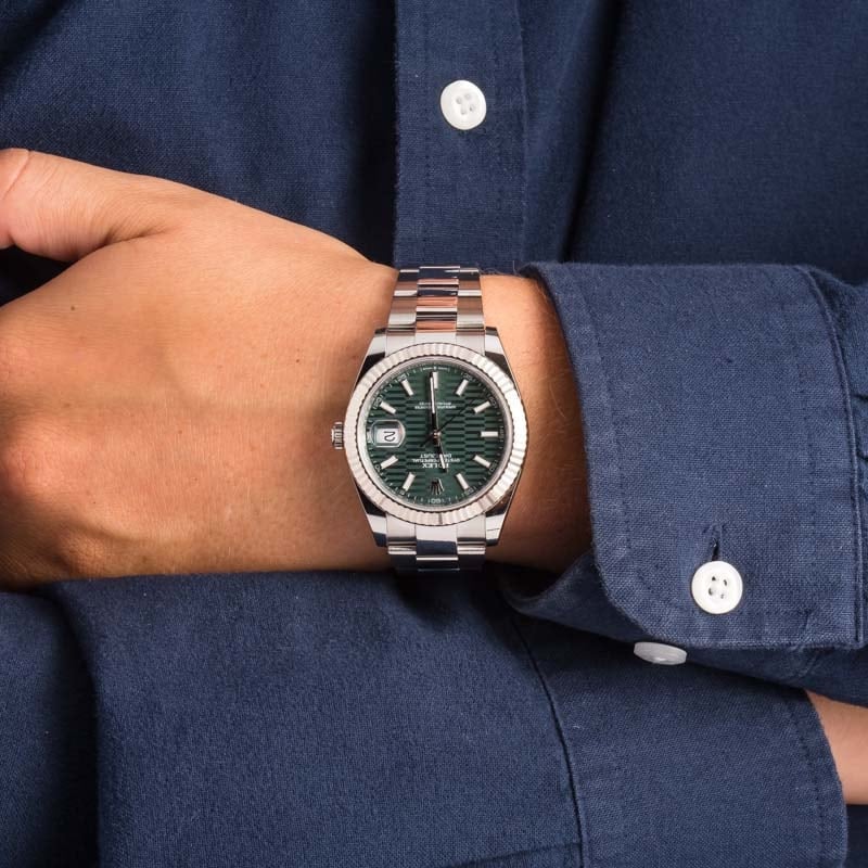 Rolex Datejust 41 Ref 126334 Green Motif Dial