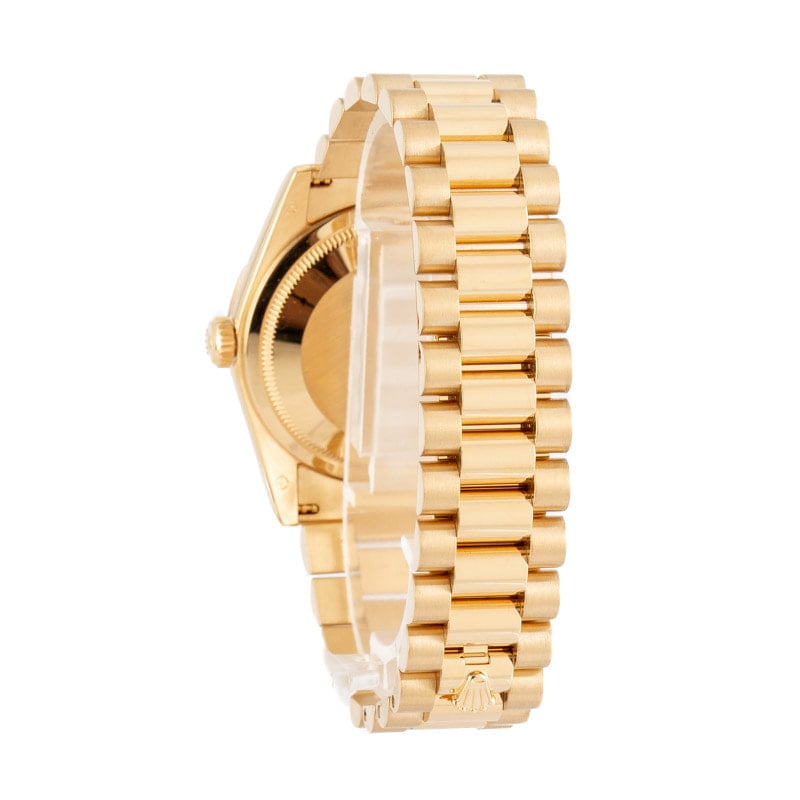 Rolex President Day-Date 118238 18K Gold