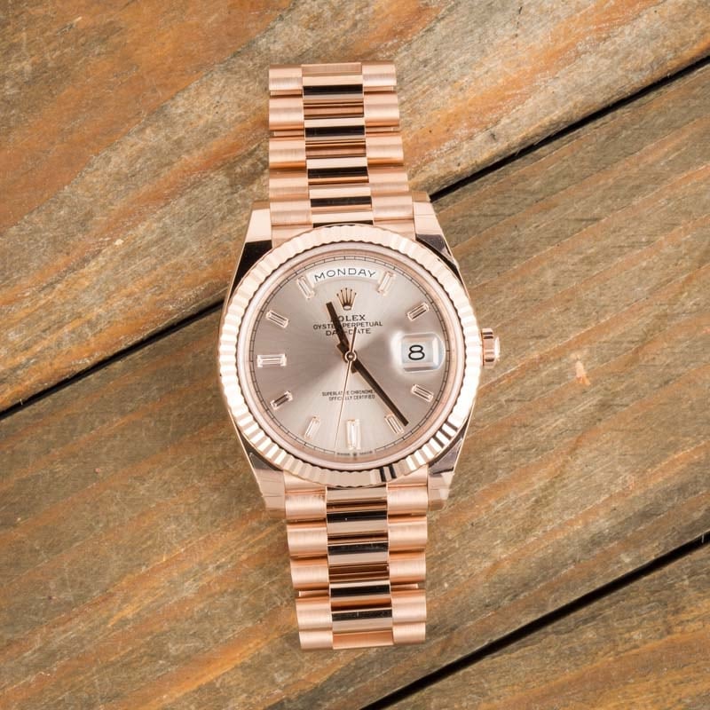 Rolex Day-Date 40 Ref 228235 18k Everose Gold