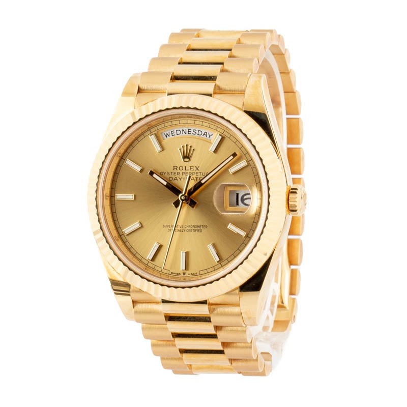 Pre-owned Rolex Day-Date 40 ref 228238 Champagne Dial