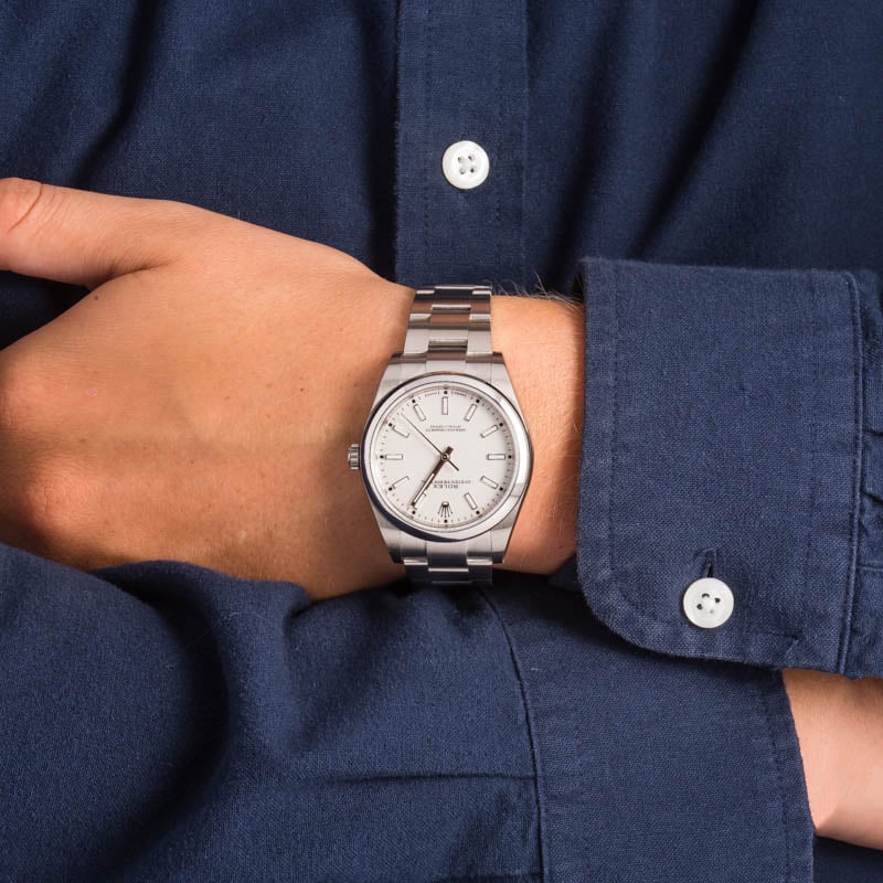 Oyster perpetual 39 white best sale