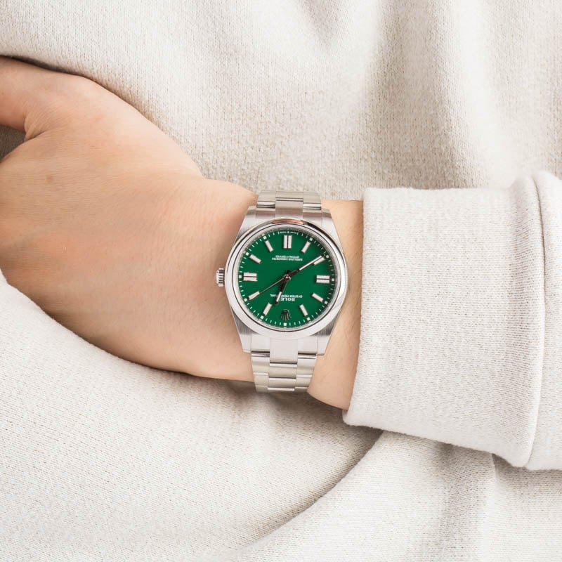 Rolex Oyster Perpetual Ref 124300 Green Dial