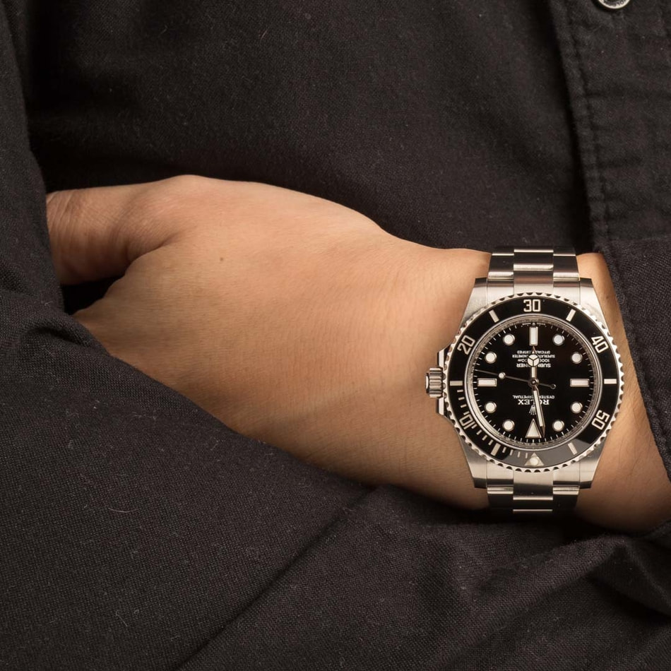 Buy Used Rolex Submariner 124060 | Bob's Watches - Sku: 161184