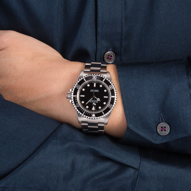 Buy Used Rolex Submariner 14060 | Bob's Watches - Sku: 162252