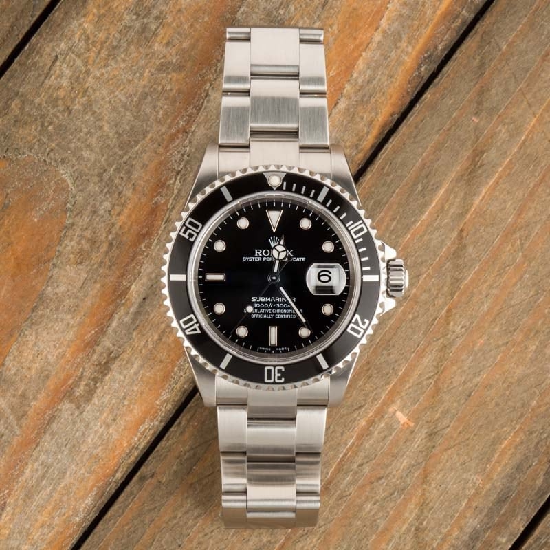 Rolex Submariner Black 16610T No Holes