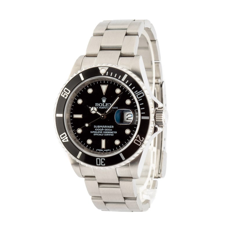 Pre-Owned Rolex Submariner 16610T No Holes Case