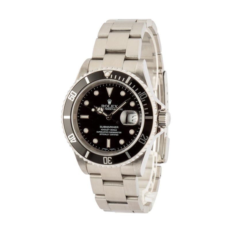 Pre-Owned Rolex Submariner 16610T No Holes Case