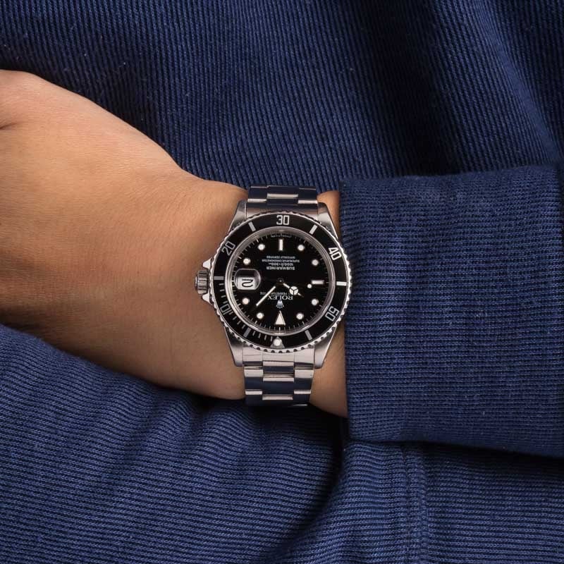 Pre-owned Rolex Submariner 16610 Steel Oyster