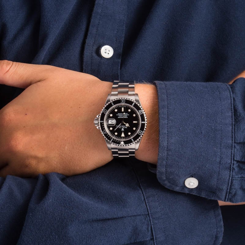 Pre-Owned Rolex Submariner 16610 Stainless Steel