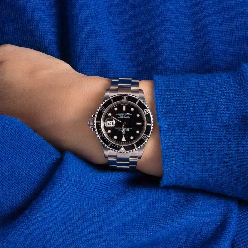 Rolex submariner hotsell 16610 blue