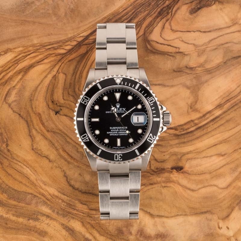 Submariner Rolex 16610T Serial Engraved