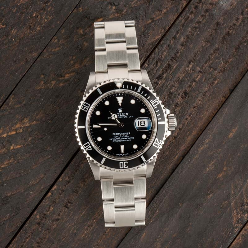 Rolex Submariner 16610 No Holes Case