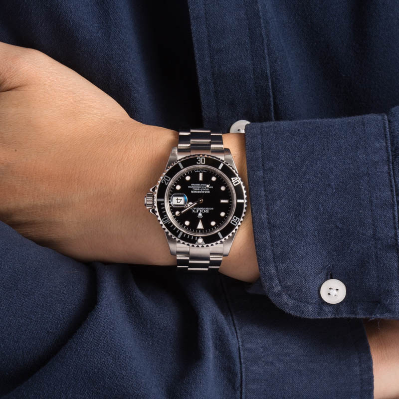 Rolex Oyster Perpetual Submariner 16610 Black Bezel