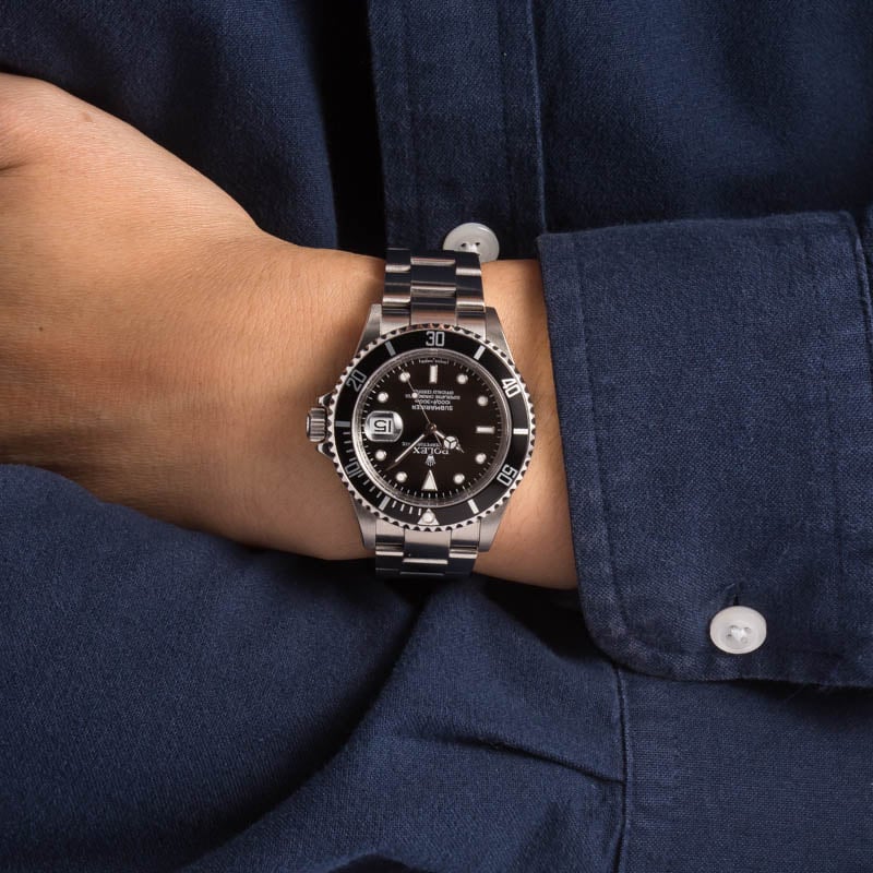 Black Rolex Submariner 16610T