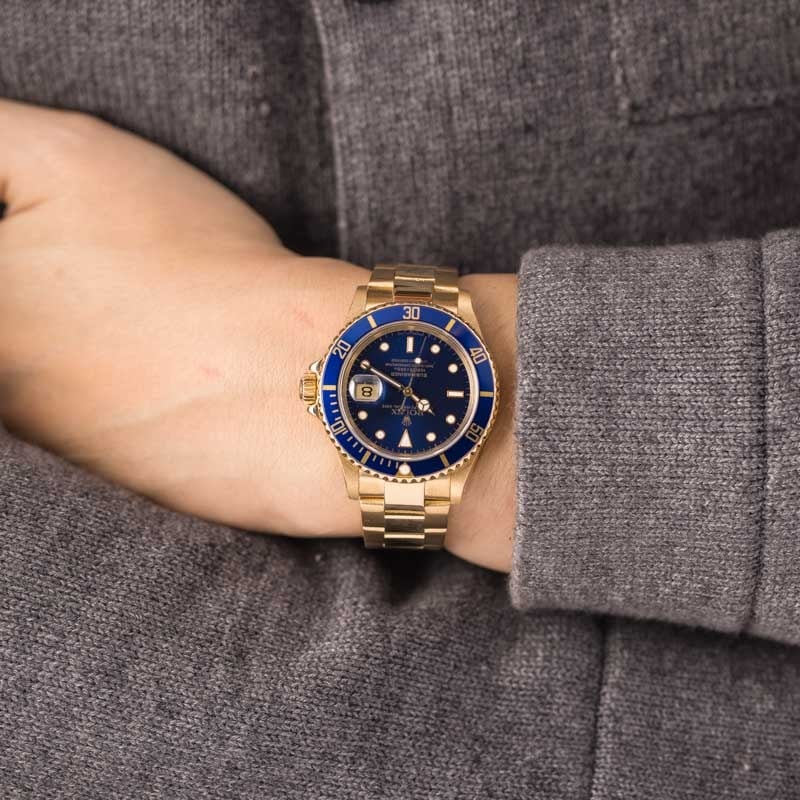 Blue Dial Rolex Submariner 16618 Yellow Gold Oyster