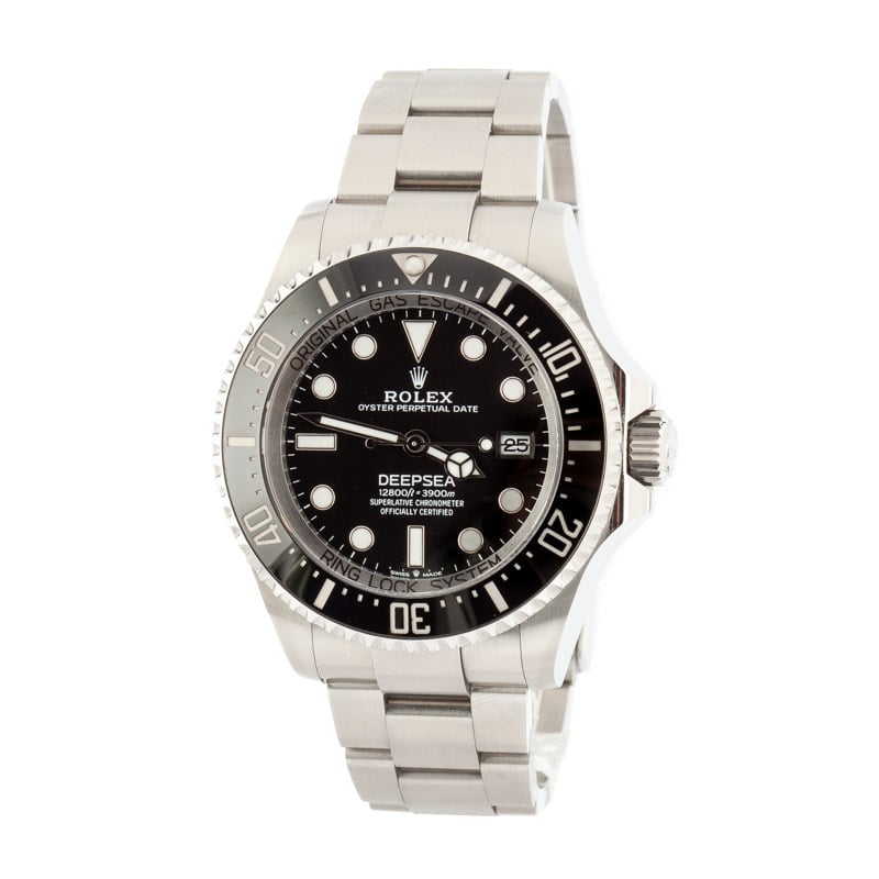 Pre-Owned Rolex Sea-Dweller 136660 Stainless Steel