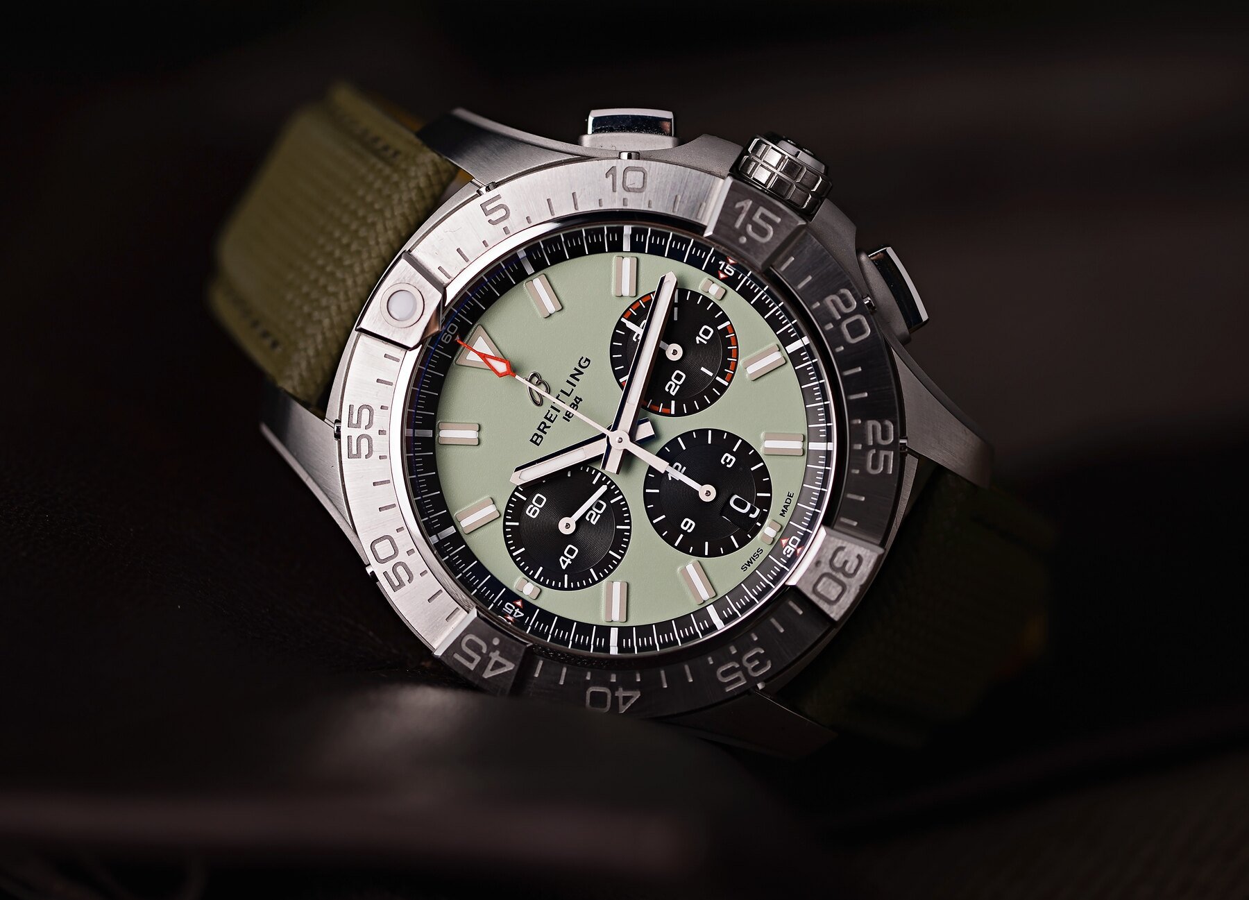 Breitling Avenger