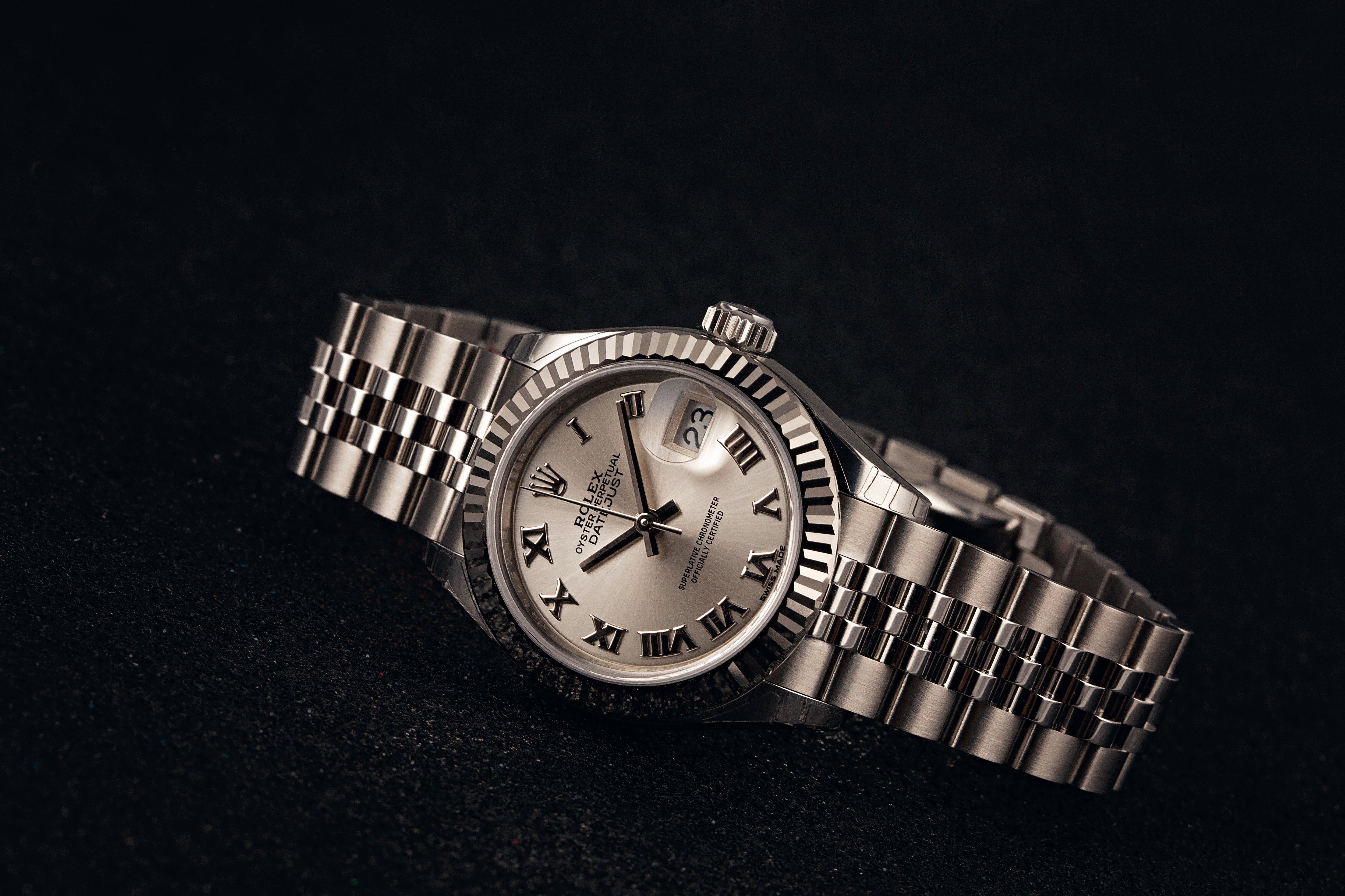 Rolex Sizes: Complete Sizing Guide for Ladies, Men's & Midsize