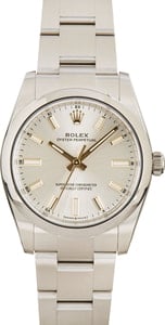 Rolex Oyster Perpetual 124200 Silver Dial