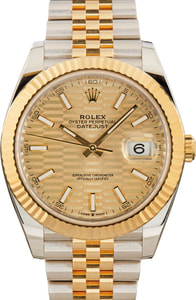 Rolex Datejust 41 Ref 126333 Fluted Motif Champagne Dial