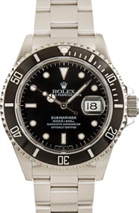 Pre-Owned Rolex Submariner 16610 Black