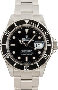 Rolex Submariner 16610T No Holes