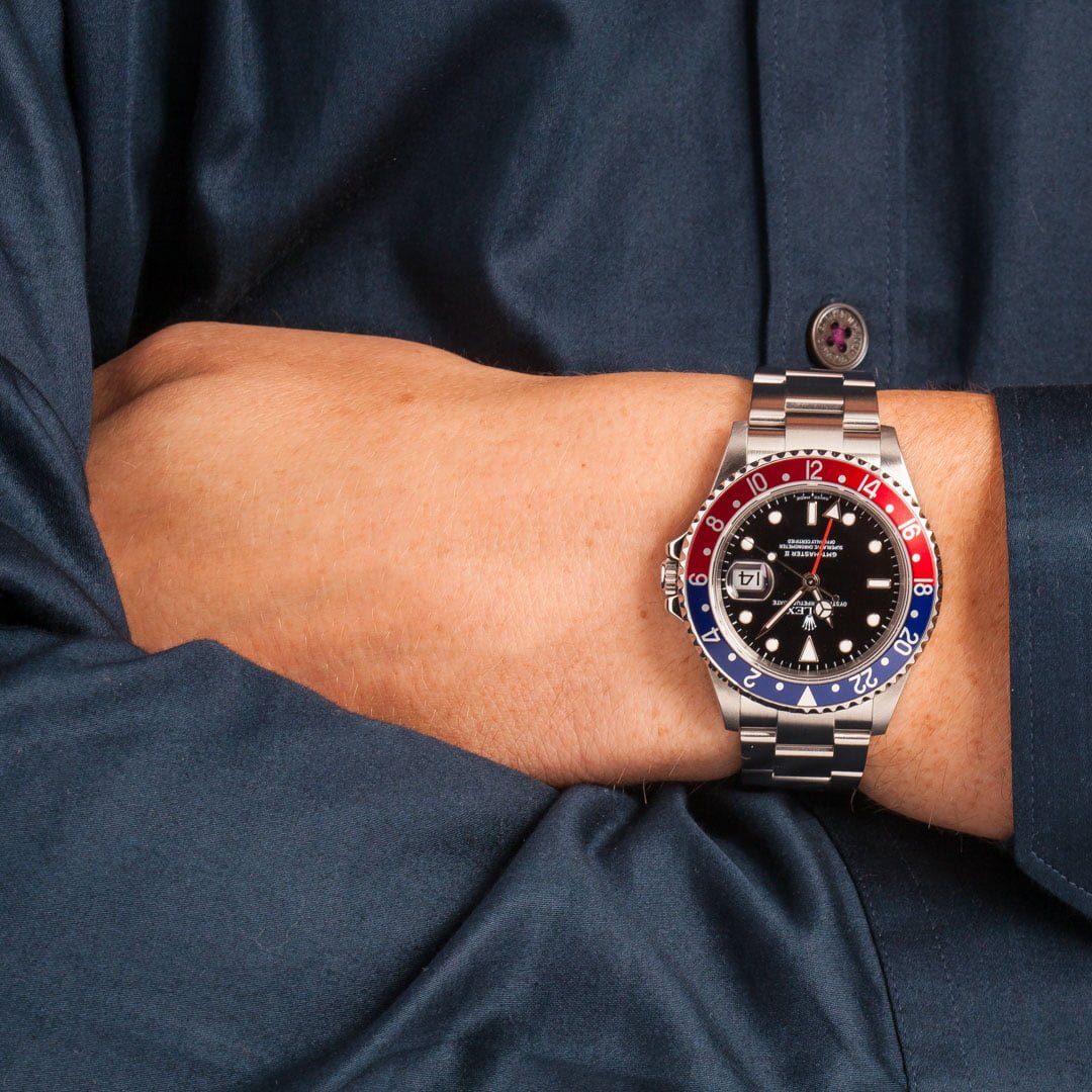 Buy Used Rolex GMT-Master II 16710 | Bob's Watches - Sku: 151548