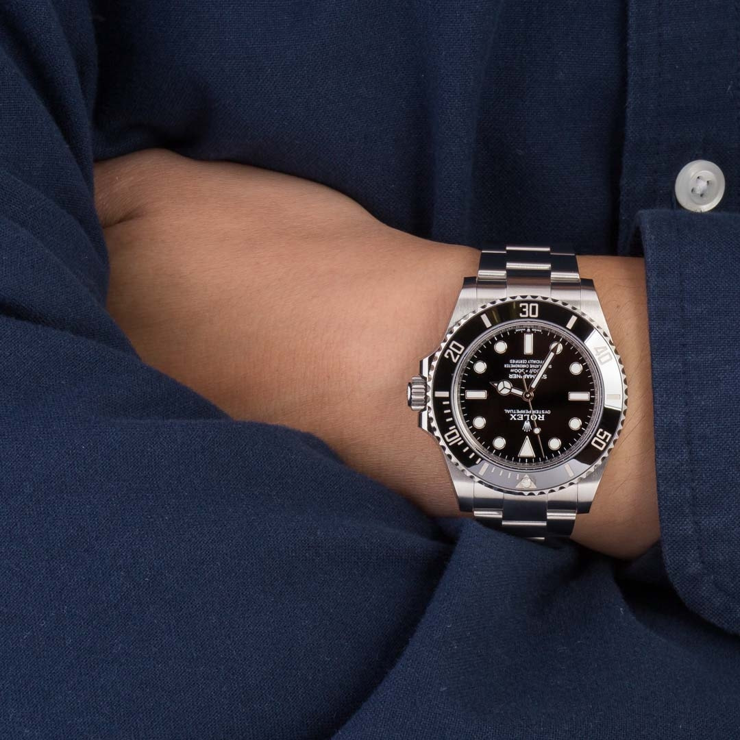 Buy Used Rolex Submariner 124060 | Bob's Watches - Sku: 159573