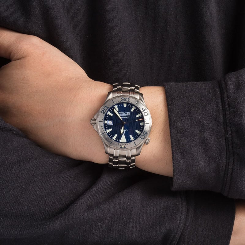 Pre-owned Omega Seamaster Titanium Blue Wave Dial