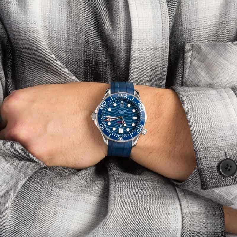 Omega Seamaster Diver 300M Blue Wave Dial & Rubber Strap