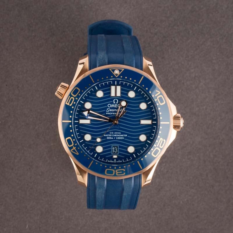 Omega Seamaster Diver 300M Sedna Gold on Rubber Strap